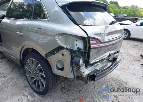 2023 Lincoln Nautilus Reserve z USA, uszkodzony, nr VIN 2LMPJ8KP8PBL15481